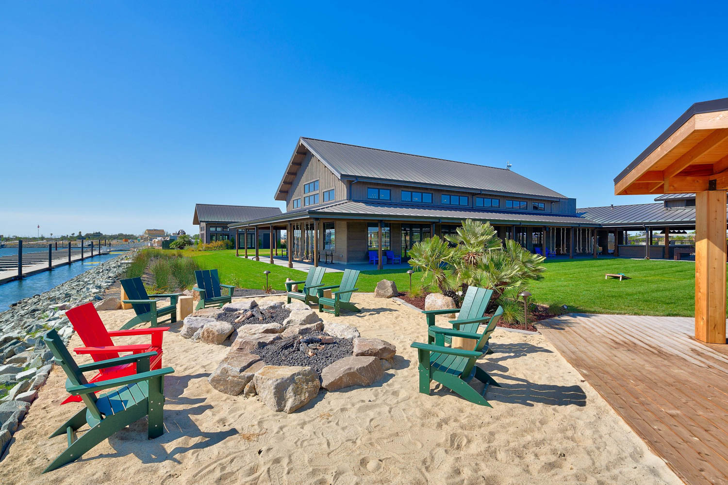 island camp fire pit and chairs